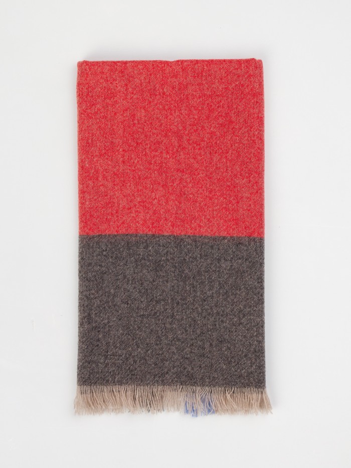 RED GREY CASHMERE ELEGANCE...