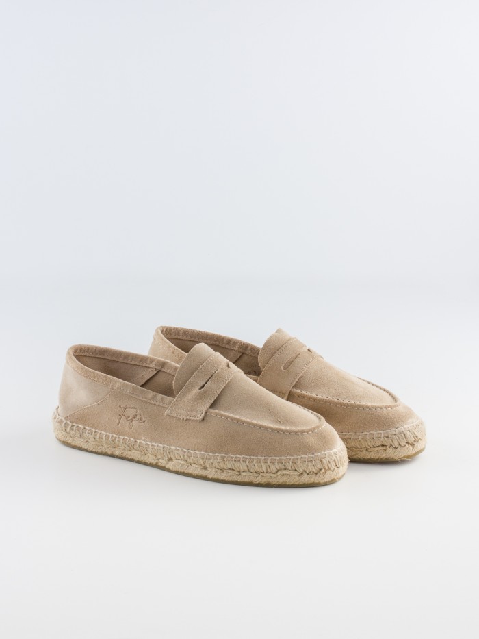 CAMEL SUEDE LOAFERS